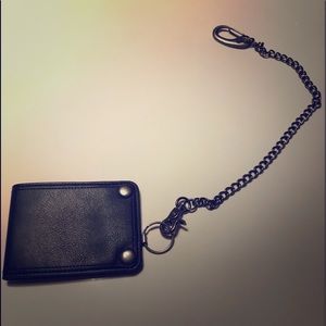 Wallet and chain